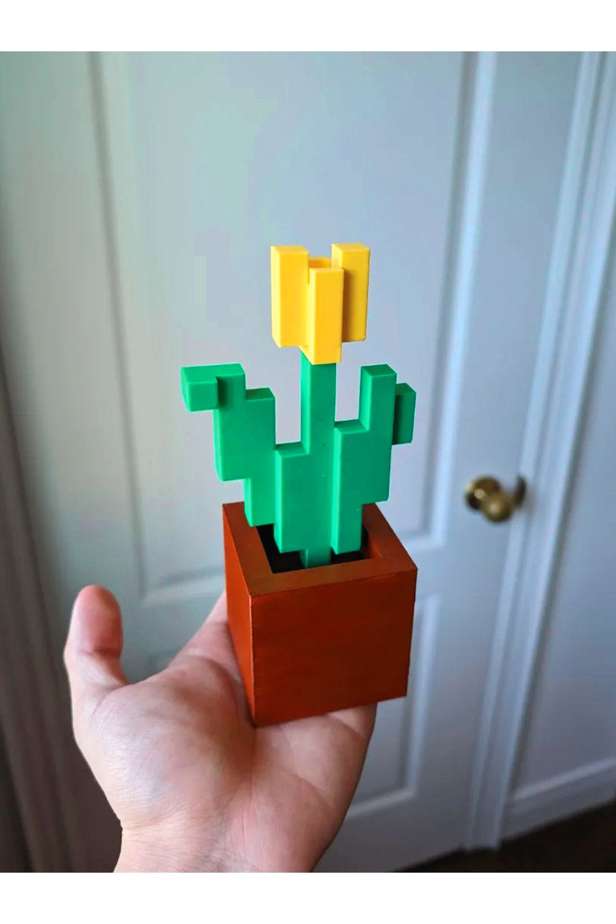 Minecraft Piksel Vazo ve Çiçek Figürü - Minecraft Piksel Çiçek - Büyük Boy 15 CM