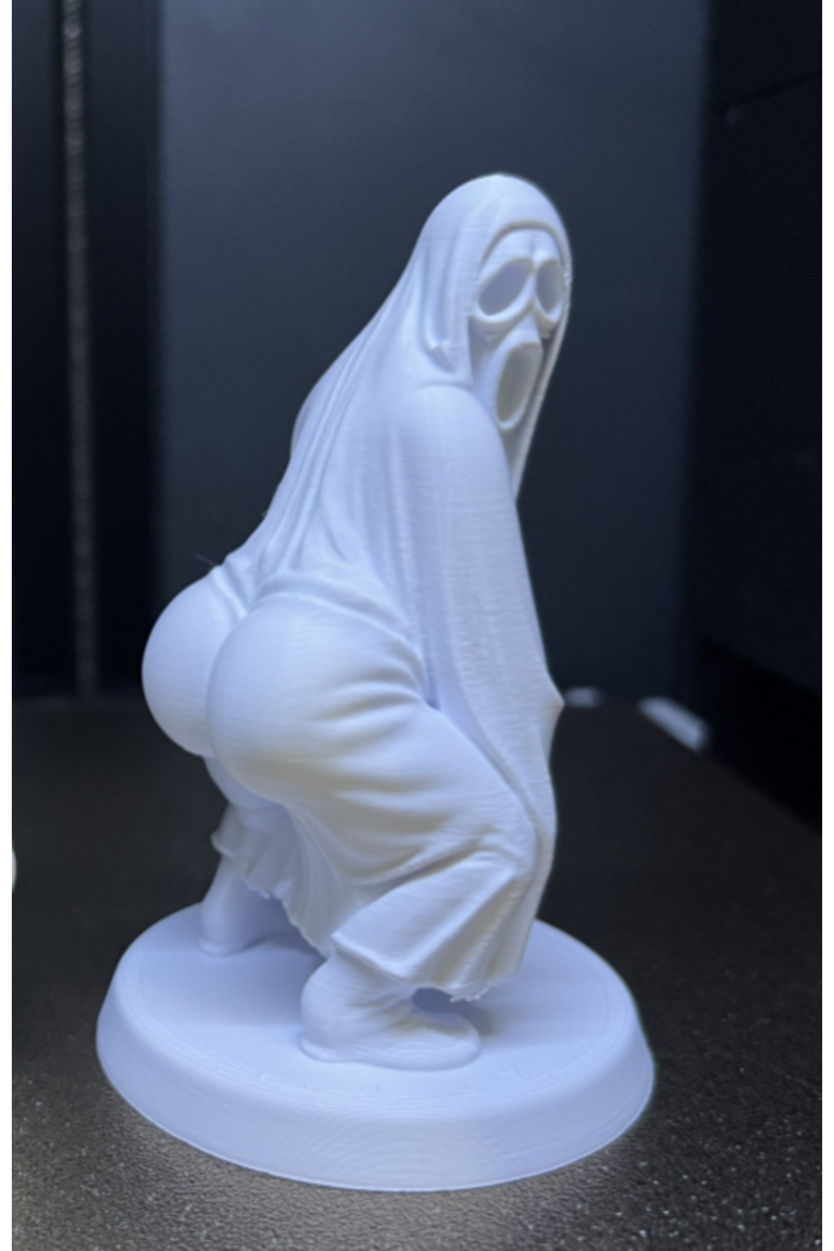 3D Masa - 15 cm - Gamer Dekorasyonu Ghost Azrail Kitaplık Figürü 15 cm