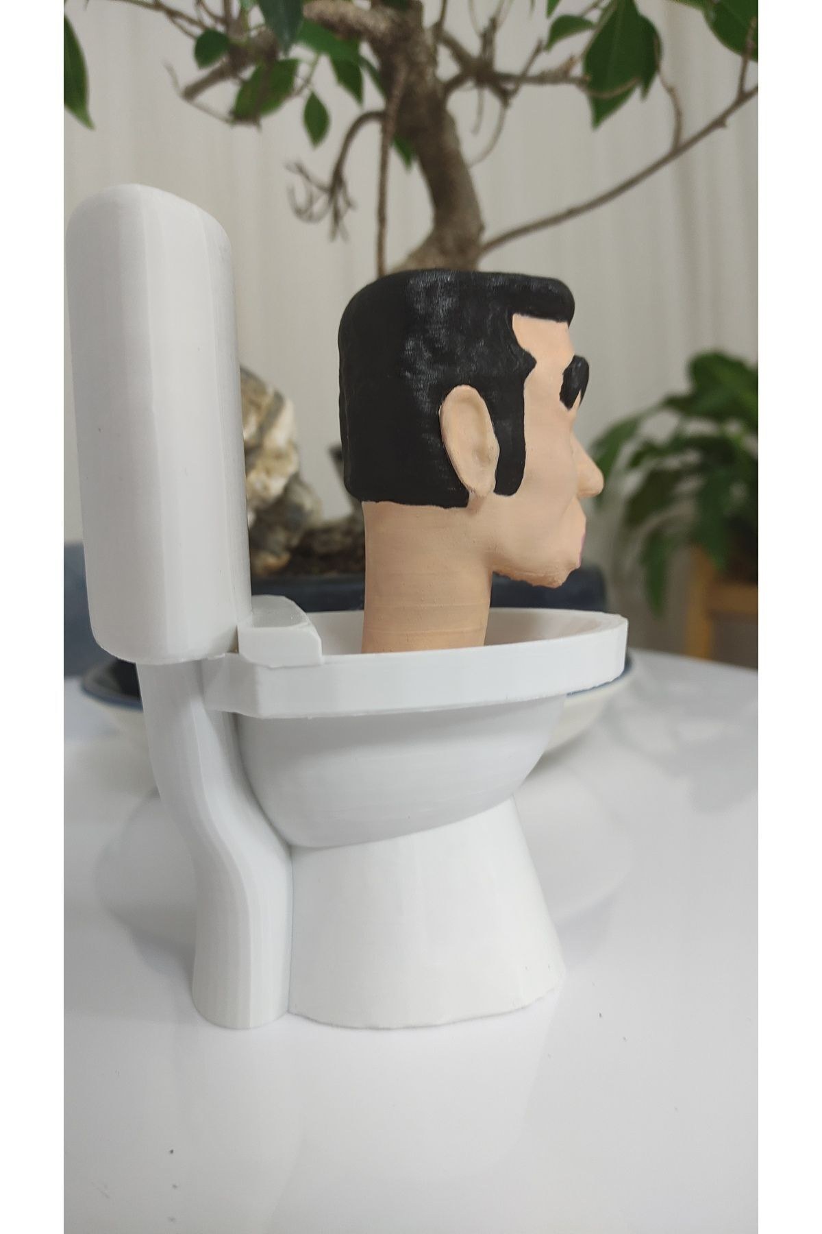 Skibidi Toilet G Man 13 Cm