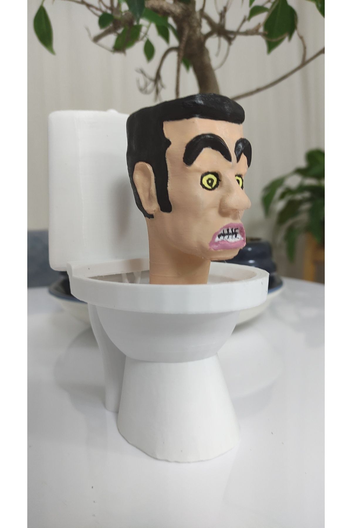 Skibidi Toilet G Man 13 Cm